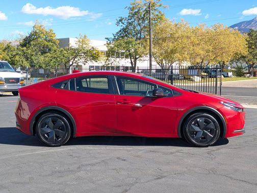 2023 Toyota Prius LE