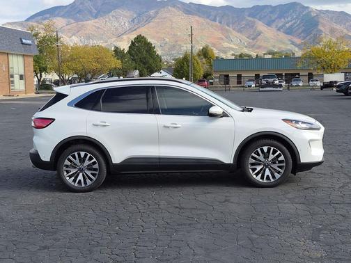 White Metallic 2020 Ford Escape Titanium