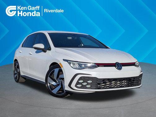 2022 Volkswagen Golf GTI 2.0T S DSG