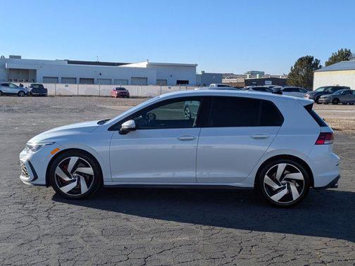 2022 Volkswagen Golf GTI 2.0T S DSG