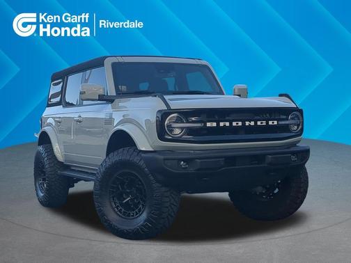 Cactus Gray 2024 Ford Bronco Outer Banks