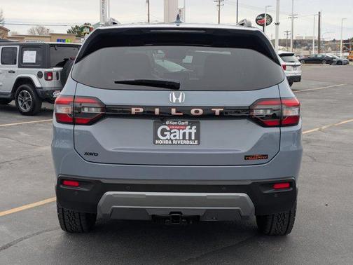 2026 Honda Pilot TrailSport