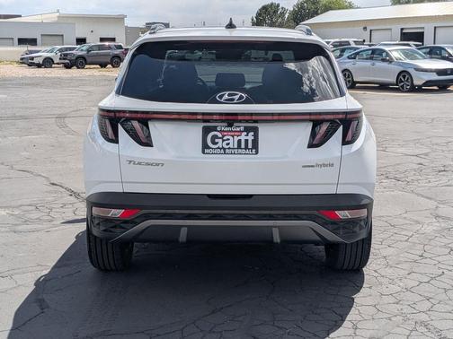 White Pearl 2024 Hyundai TUCSON Hybrid Limited