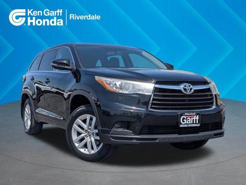 2016 Toyota Highlander LE