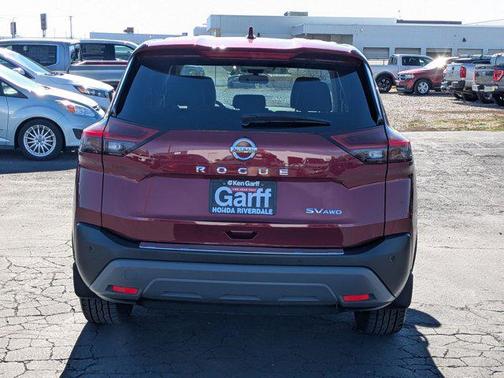 2021 Nissan Rogue SV