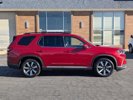 2023 Honda Pilot Touring 8-Passenger