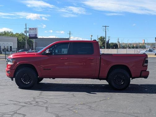 Flame Red Clearcoat 2022 RAM 1500 Laramie