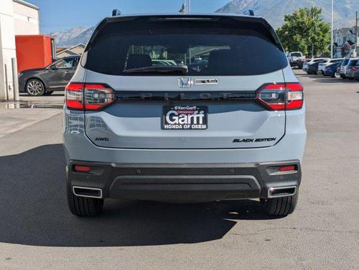 2025 Honda Pilot Black Edition