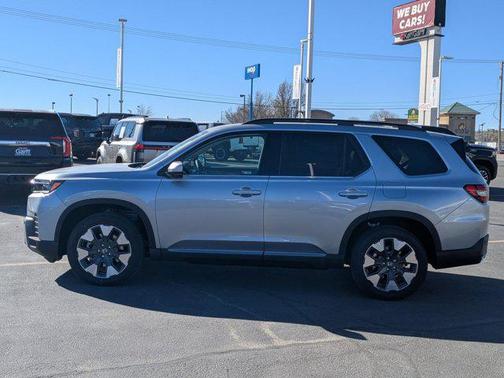 Solar Silver Metallic 2026 Honda Pilot Elite