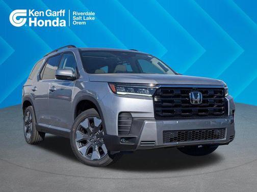 Solar Silver Metallic 2026 Honda Pilot Elite