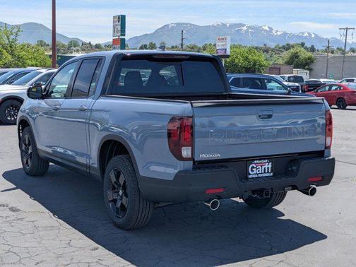 2025 Honda Ridgeline Black