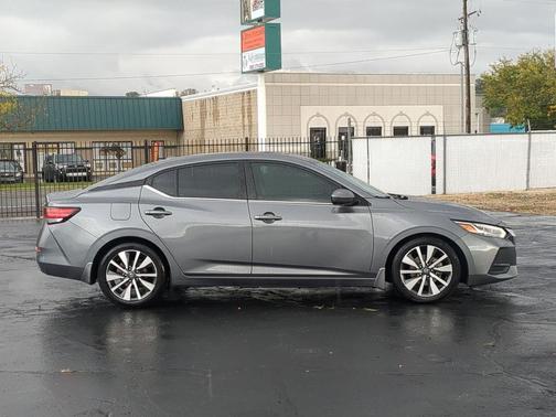 Gun Metallic 2020 Nissan Sentra SV