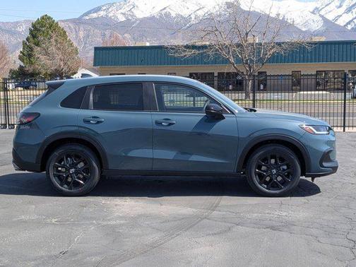 2025 Honda HR-V AWD Sport