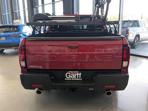 Radiant Red Metallic II 2026 Honda Ridgeline RTL