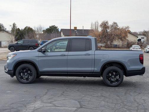 Sonic Gray Pearl 2026 Honda Ridgeline Black