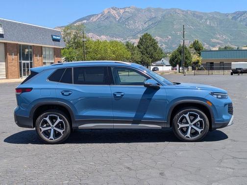 Monterey Blue Pearl 2025 Volkswagen Tiguan 2.0T SE 4MOTION
