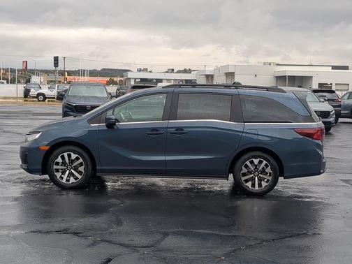Smoke Blue Pearl 2027 Honda Odyssey EX-L