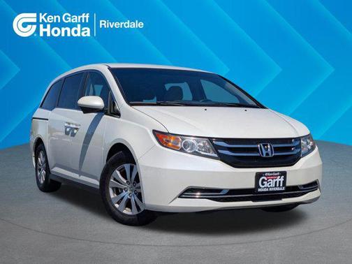 White Diamond Pearl 2016 Honda Odyssey EX