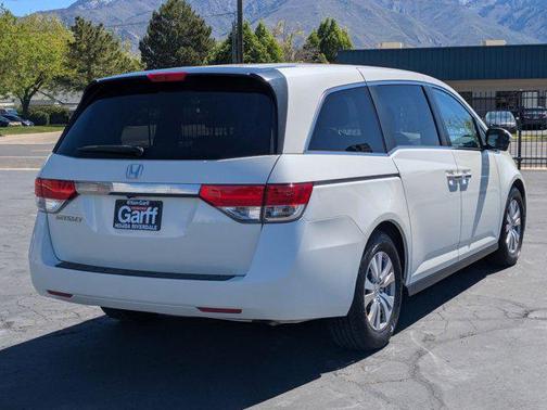 White Diamond Pearl 2016 Honda Odyssey EX
