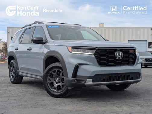 2023 Honda Pilot AWD TrailSport