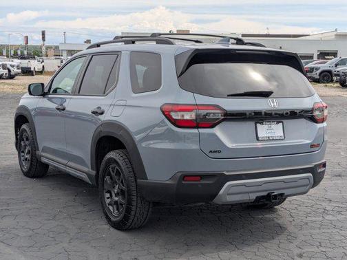 2023 Honda Pilot AWD TrailSport