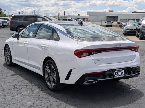 2022 Kia K5 EX