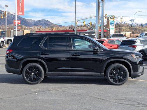2026 Honda Pilot Black Edition
