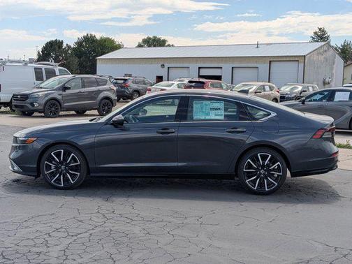 2025 Honda Accord Hybrid Touring