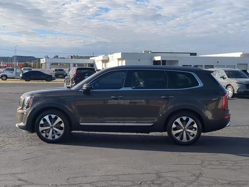 Dark Moss 2020 Kia Telluride S