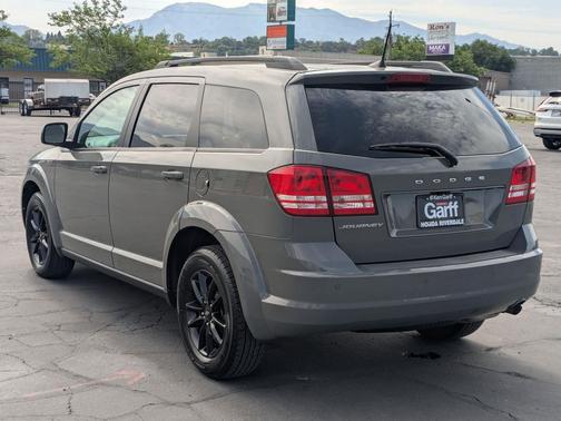 Vice White 2020 Dodge Journey SE Value