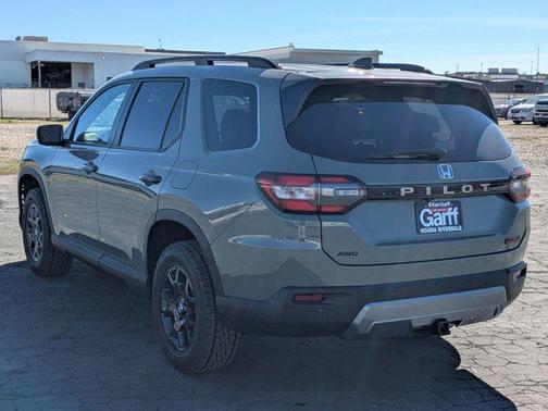 Green Metallic 2026 Honda Pilot TrailSport