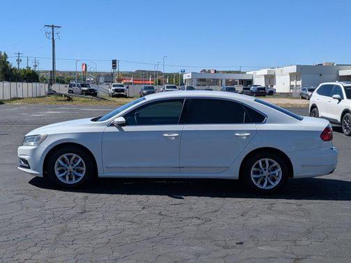 Pure White 2016 Volkswagen Passat 1.8T S