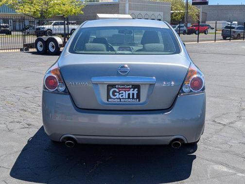 Radiant Silver Metallic 2007 Nissan Altima 2.5 S