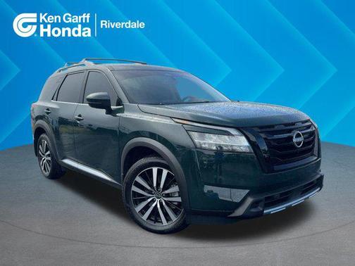 2024 Nissan Pathfinder Platinum 4WD