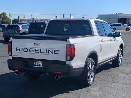 Platinum White 2026 Honda Ridgeline RTL