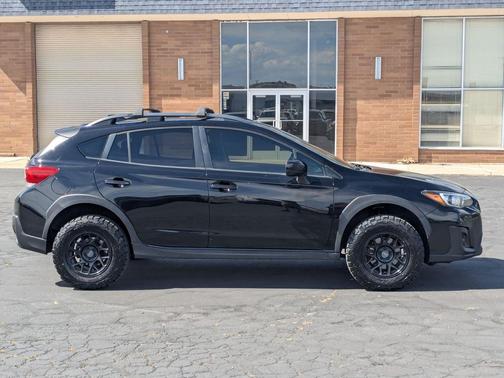 Crystal Black Silica 2018 Subaru Crosstrek 2.0i Premium
