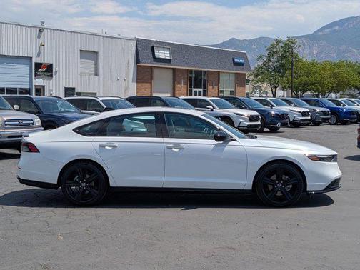 2023 Honda Accord Hybrid Base