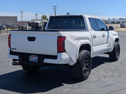 Ice Cap 2025 Toyota Tacoma SR5