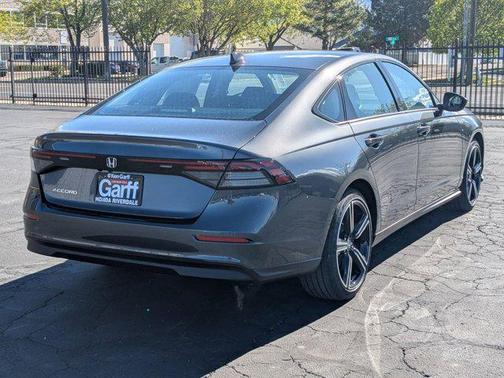 Meteorite Gray Metallic 2026 Honda Accord SE