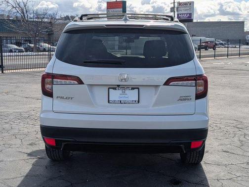 2022 Honda Pilot AWD Sport