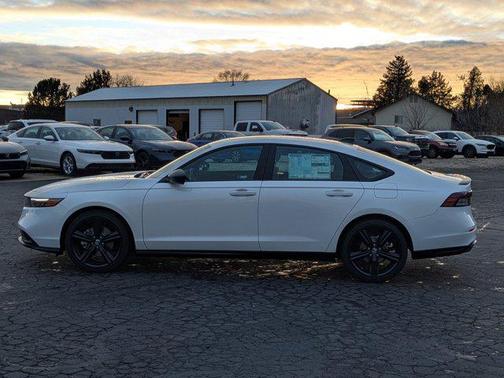 2025 Honda Accord Hybrid Sport-L