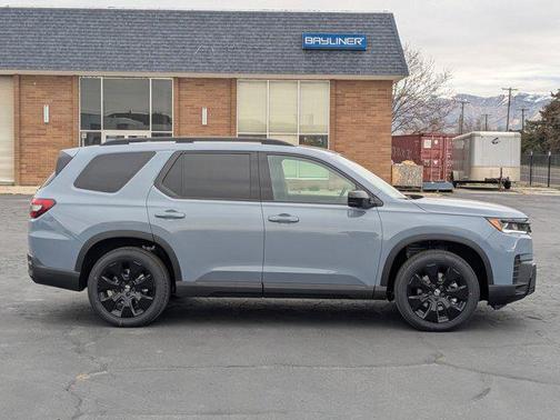 Sonic Gray Pearl 2026 Honda Pilot Black Edition