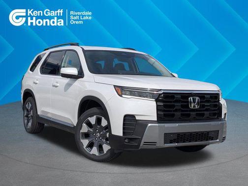 Platinum White Pearl 2026 Honda Pilot Touring 8-Passenger