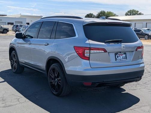 Lunar Silver Metallic 2022 Honda Pilot AWD Special Edition