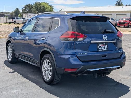 Caspian Blue 2018 Nissan Rogue SV