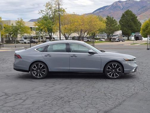 Urban Gray Pearl 2026 Honda Accord Hybrid Touring