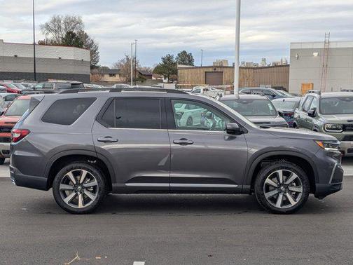 2025 Honda Pilot Elite