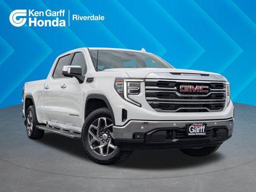 Summit White 2025 GMC Sierra 1500 SLT