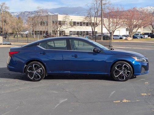 2023 Nissan Altima SR Intelligent AWD