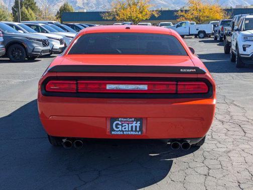 2009 Dodge Challenger SRT8
